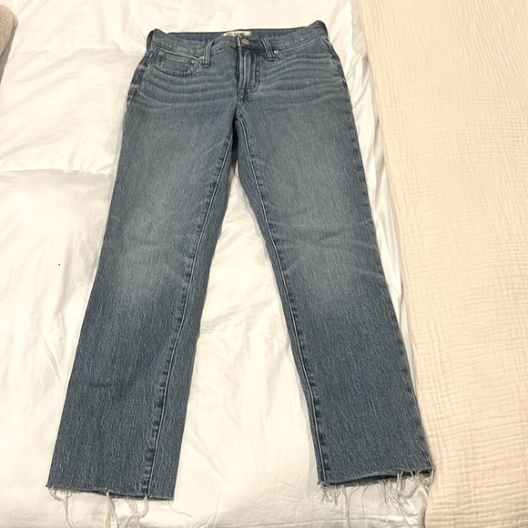 Madewell mid rise perfect vintage jeans raw hem 24 petite light wash - Picture 2 of 6